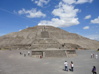 メキシコ（テオティワカン遺跡）
